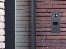 Ce poste vidéo extérieur se raccorde au Niko Home Control