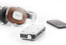 Denon stelt DA-10 hoofdtelefoonversterker voor Denon DA10