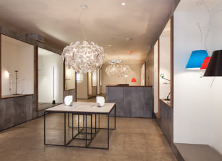 Modular opent showroom in New York
