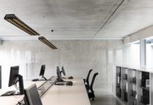 Modular ontwijkt designregeltjes met kantoorverlichting Vaeder Modular Vaeder kantoorverlichting