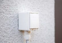 Kies de juiste kabels voor tuinverlichting buitenstopcontact