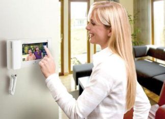 Aiphone stelt videofoon met 7-inch scherm voor