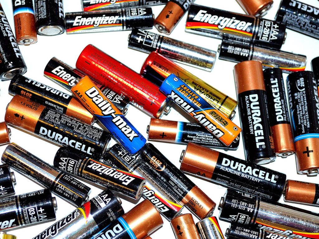 Batterijen wat is een batterij en hoe werkt ze?