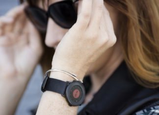Pebble doorbreekt stramien en gaat voor ronde smartwatch