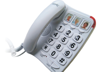 Audility bedient senioren met Topic Senior IP Telephone