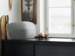 BeoPlay A6 : une enceinte sans fil recouverte de tissu en laine