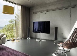 Loewe rust Reference-lijn uit met 4K