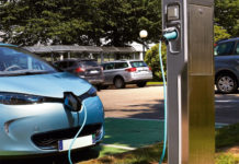 Legrand past aansluiting voor elektrische wagens aan