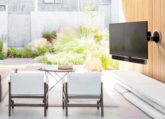 Laat je geluid met je televisie meedraaien dankzij Vogel’s