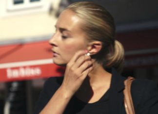 CES: deze draadloze oortjes tracken ook jouw sportprestaties