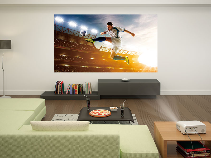 Voetbal kijken op televisie of projector? voor- en nadelen opgesomd