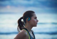 Waterdichte Sony WS625-hoofdtelefoon: klaar voor het stevige werk