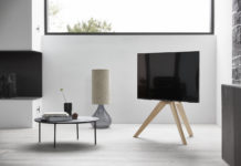 Vogel’s toont vloerstaander voor tv in Scandinavisch design