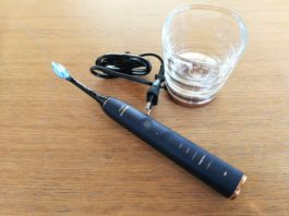 Review: Philips DiamondClean Smart 9700 elektrische tandenborstel Philips DiamondClean Smart 9700 elektrische tandenborstel