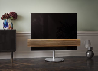 Nieuwe variant met eikenhouten cover voor BeoVision Eclipse bang-olufsen-eclipse-tv-hout