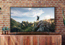 Dit zijn de Samsung Ultra HD televisies voor 2018 samsung-NU7300-lifestyle