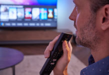 Philips televisies voor 2019 krijgen standaard Android 9 Pie en Google Assistant Google Assistant Android Pie Philips tv