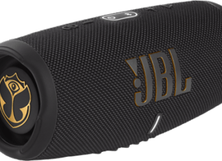 Een onvergetelijke zomer met de JBL & TOMORROWLAND speaker!