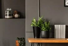 Thuiswerken? Voorkom klachten, gebruik een monitor arm van Vogel’s