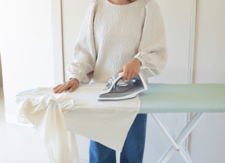 Brabantia introduceert strijkplankhoezen Denim Grey en Soothing Sea