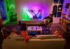 Philips TV breidt Ambilight uit naar de hele kamer met AmbiScape